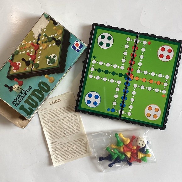 4 /💲20 🤑 Ludo magnetic travel game - Picture 1 of 4